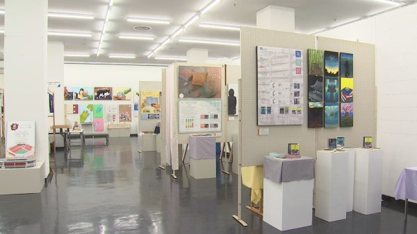 第４１回岡山県高校デザイン展　県立５高校 生徒の個性光る